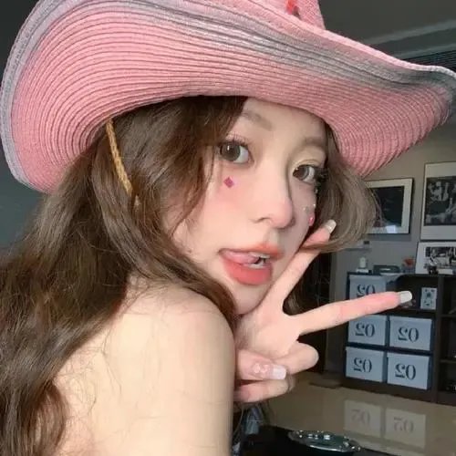 知名导演抄袭被举报，同行集体沉默，连续多日引热议